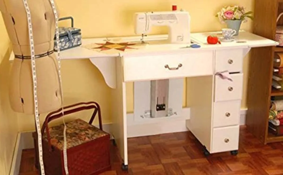Mueble Mesa Maquina De Coser Familiar Domestica Portatil Ruedas Nacional - Commercio