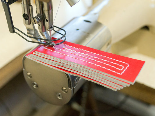 Ribeteadora Pfaff 345 Pesada Maquina De Coser USADA