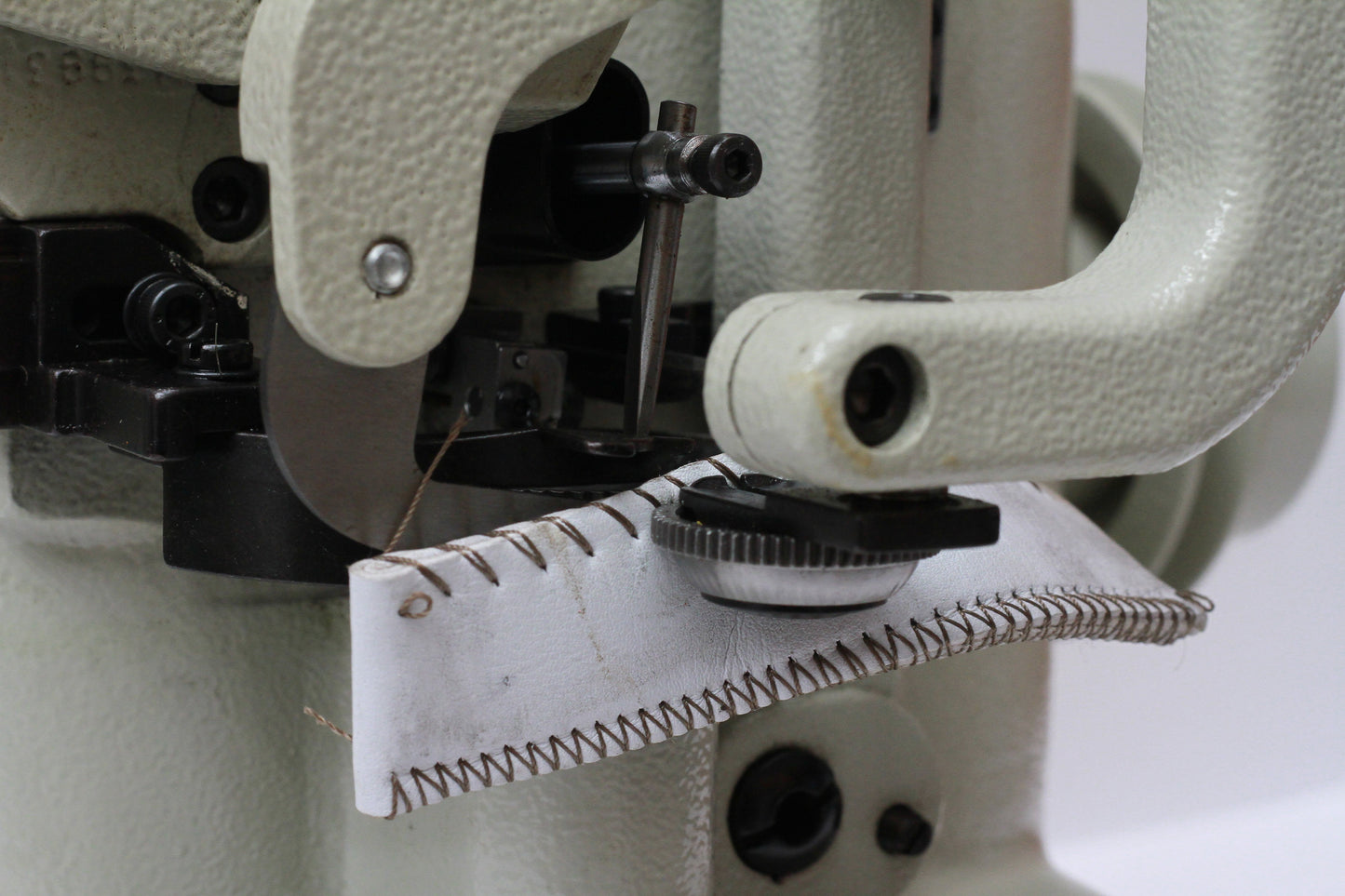 Jareteadora Milenio M 600 1 Maquina De Coser - Commercio