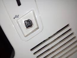 Bordadora Familiar Brother Pe 700 II USADA - Commercio