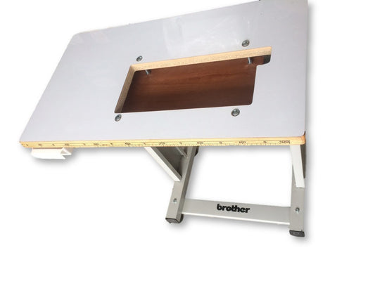 Mueble Mesa Maquina De Coser Familiar Doméstica Nacional - Commercio