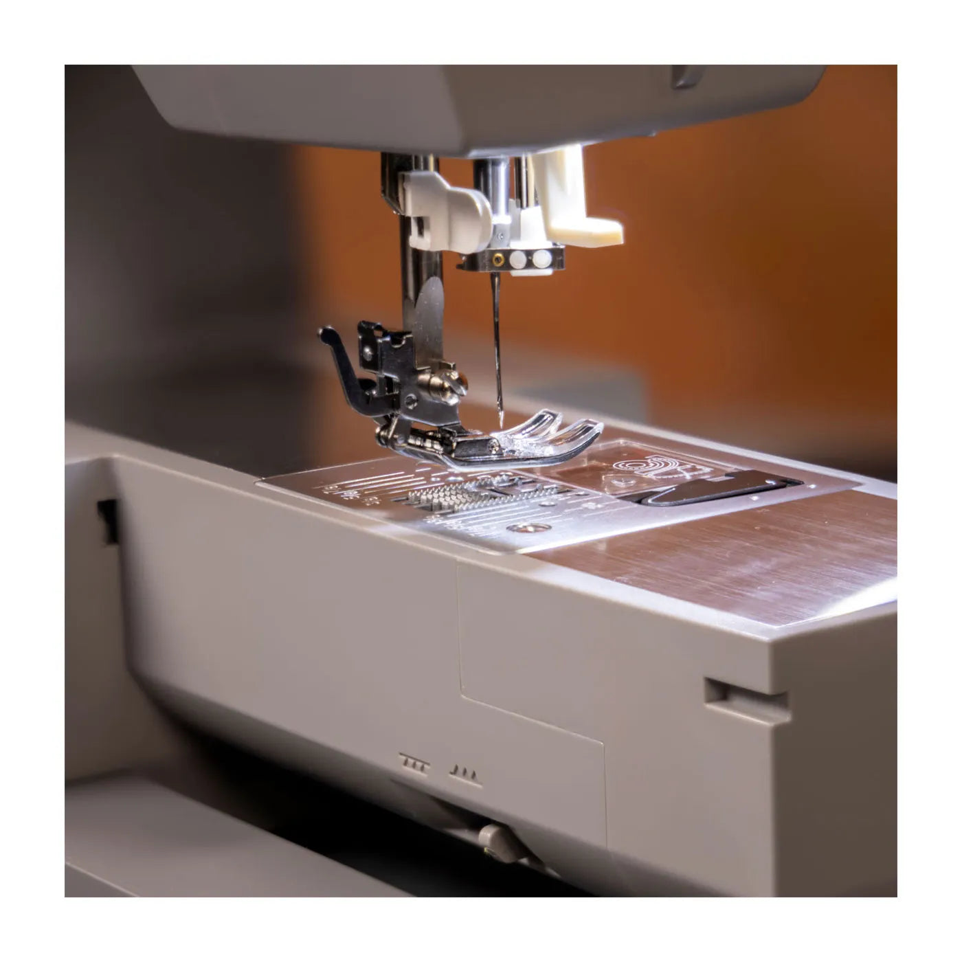 Máquina Coser Familiar Singer HD 6605 C Domestica Digital Computarizada