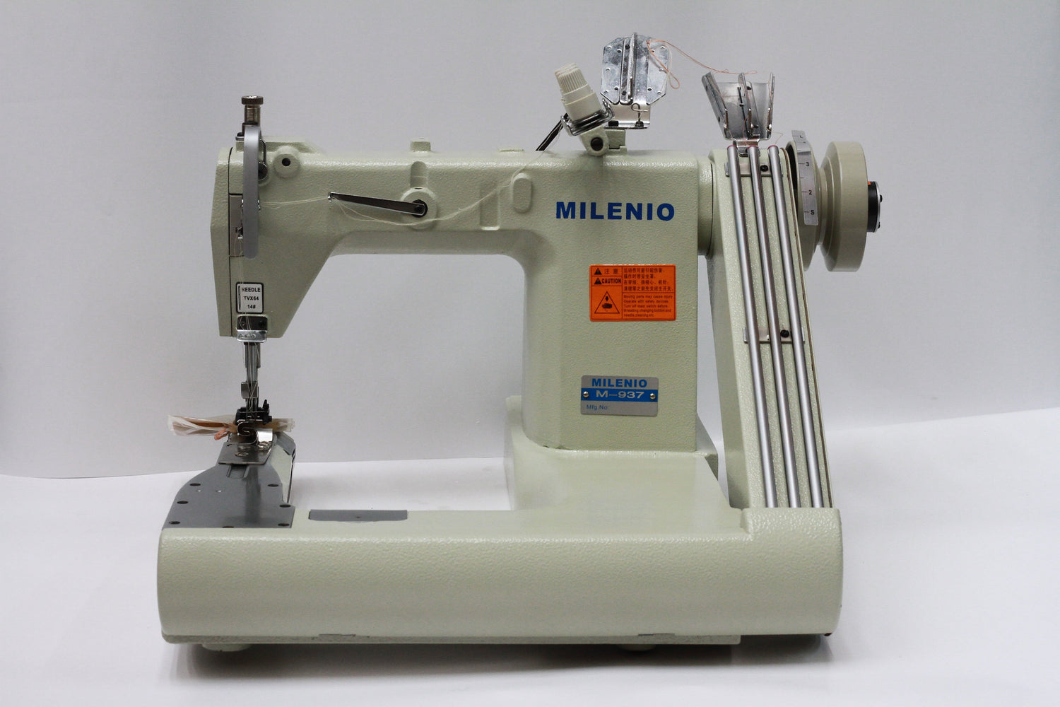 Cerradora Industrial Milenio M 937 Maquina De Coser - Commercio